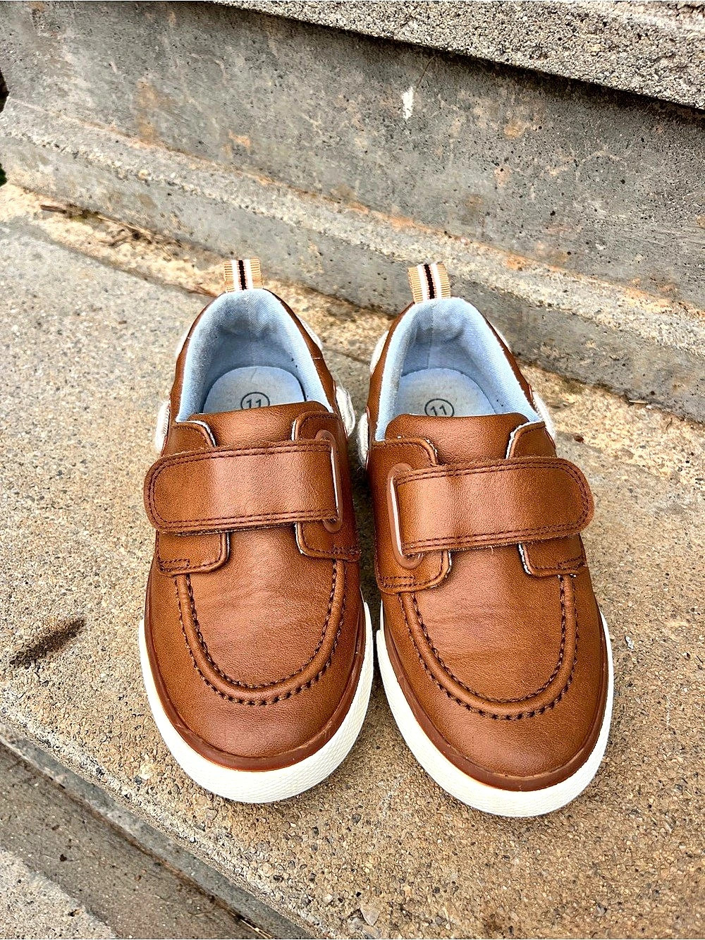 Cat & Jack Brown Boat Shoes US 11